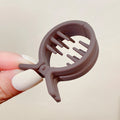 Luxury Hollow Out Metal Hair Claw For Women Girls Geometric Hair Crab Female Vintage Bowknot Catch Clip Fashion Hair Accessories