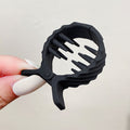Luxury Hollow Out Metal Hair Claw For Women Girls Geometric Hair Crab Female Vintage Bowknot Catch Clip Fashion Hair Accessories